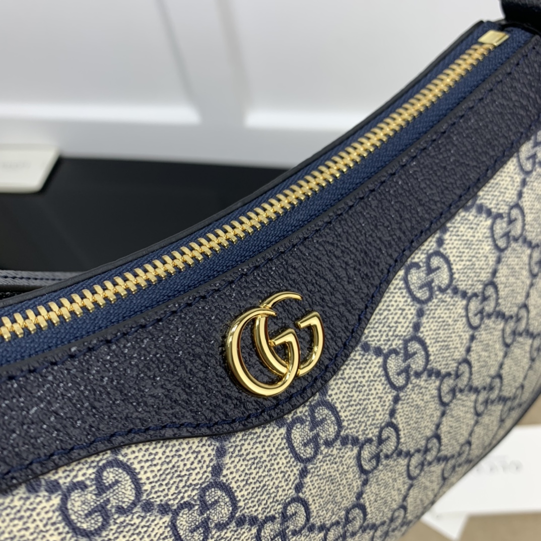 Gucci Hobo Bags